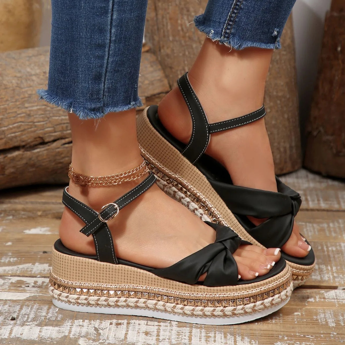 Women's buckle wedge platform sandals