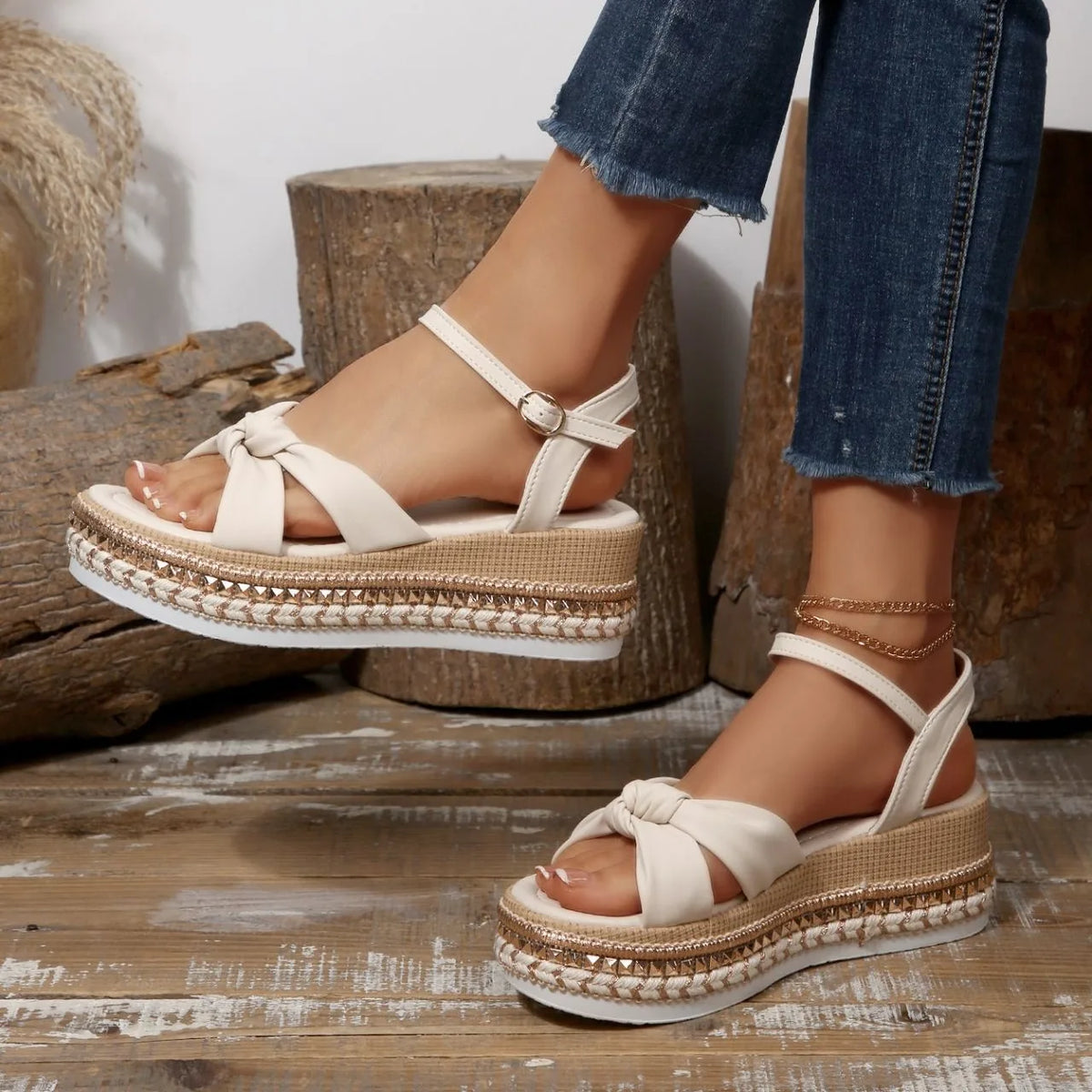 Women's buckle wedge platform sandals