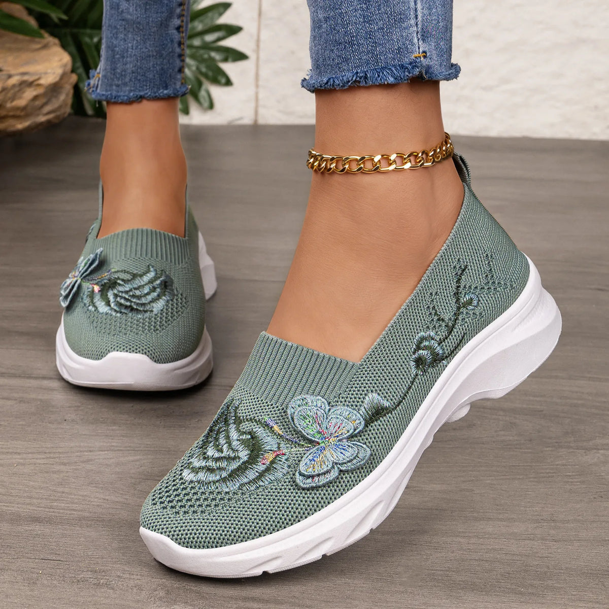 Women's Comfortable Soft-Soled Slip-On Casual Shoes