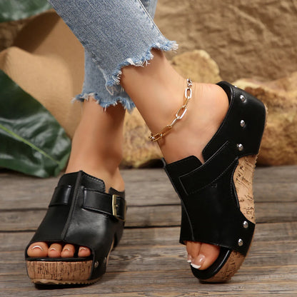 New women's Velcro studded sandals